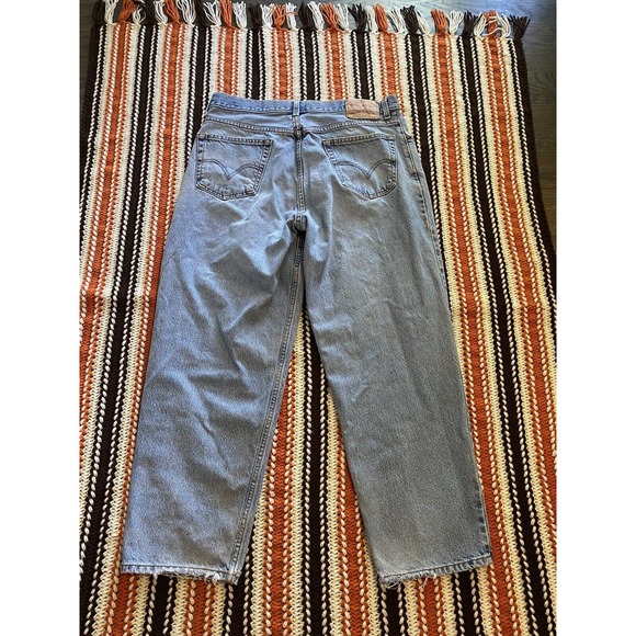 Levis Mens 560 Jeans 34x27 Loose Fit Blue Denim Medium Wash Whiskering Workwear - Picture 11 of 15